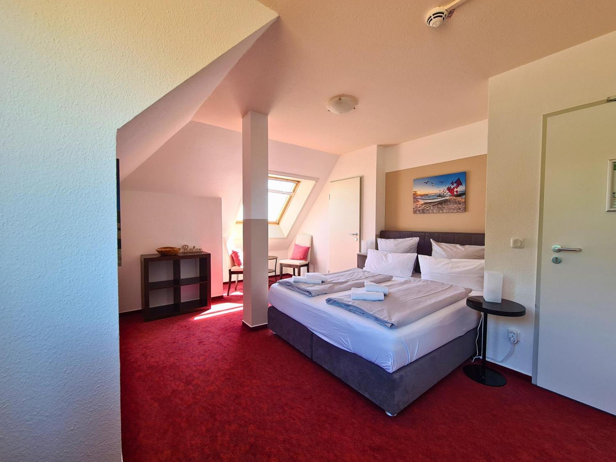 Zeitlos Hotel Garni ชาร์บอยท์ซ ภายนอก รูปภาพ