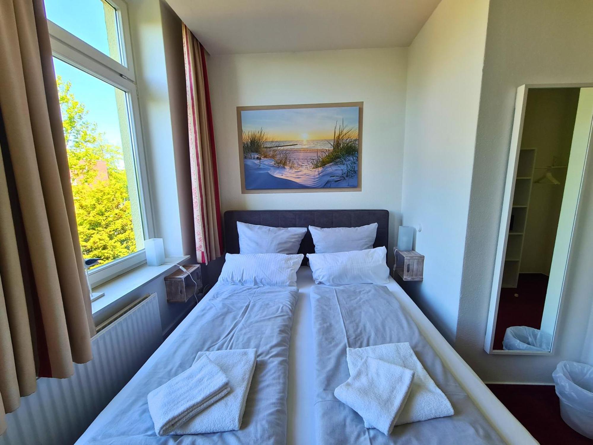 Zeitlos Hotel Garni ชาร์บอยท์ซ ภายนอก รูปภาพ
