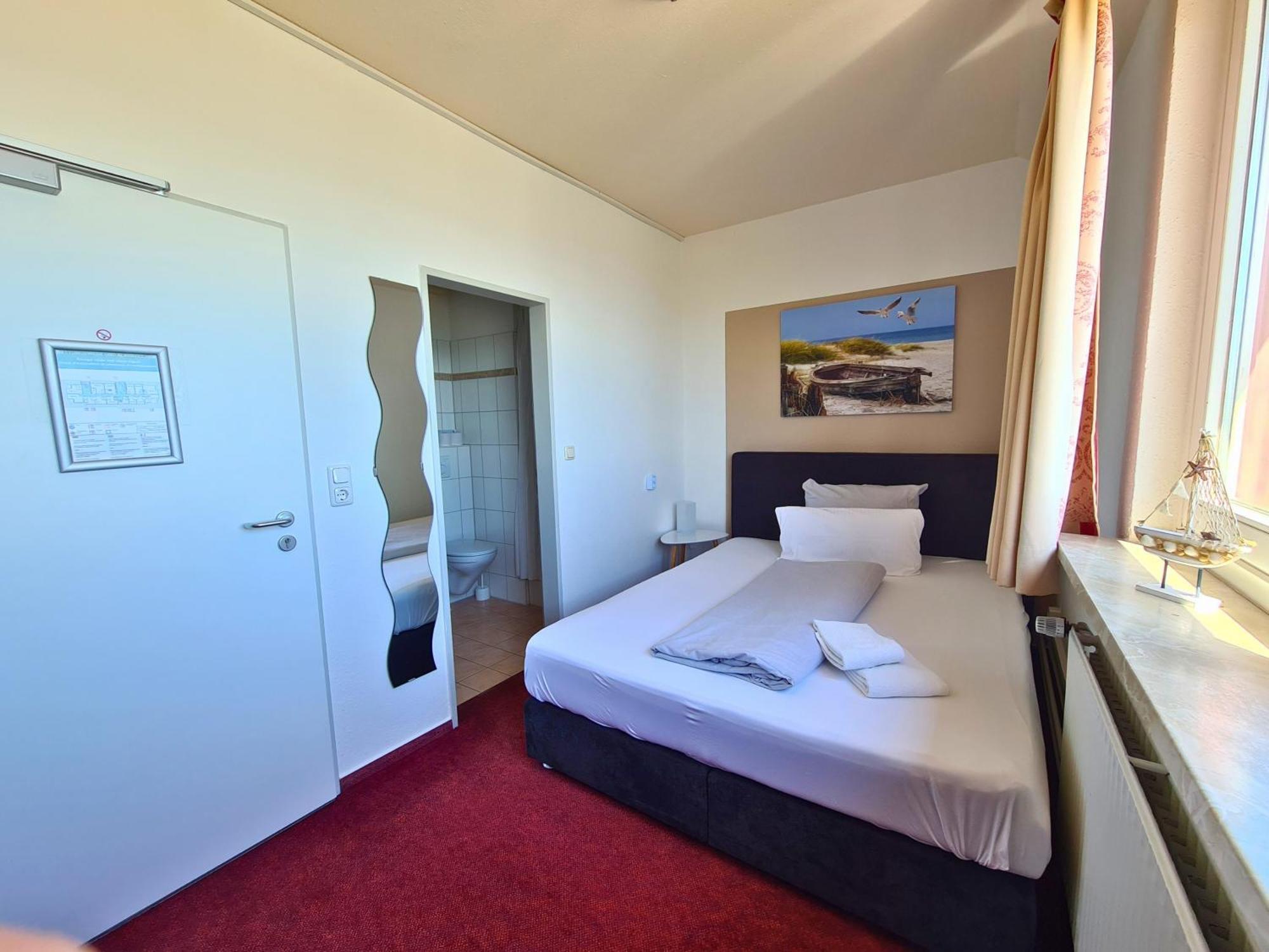 Zeitlos Hotel Garni ชาร์บอยท์ซ ภายนอก รูปภาพ
