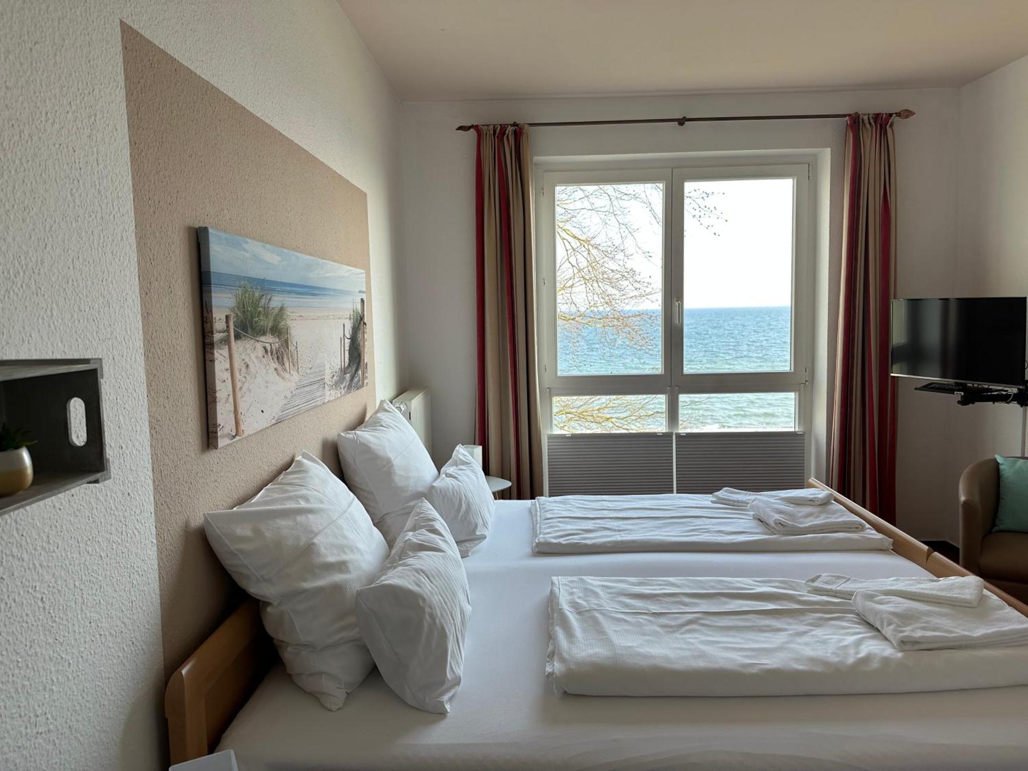 Zeitlos Hotel Garni ชาร์บอยท์ซ ภายนอก รูปภาพ